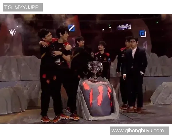 英雄联盟个人能力排行榜揭晓FPX战队排名第十引发热议